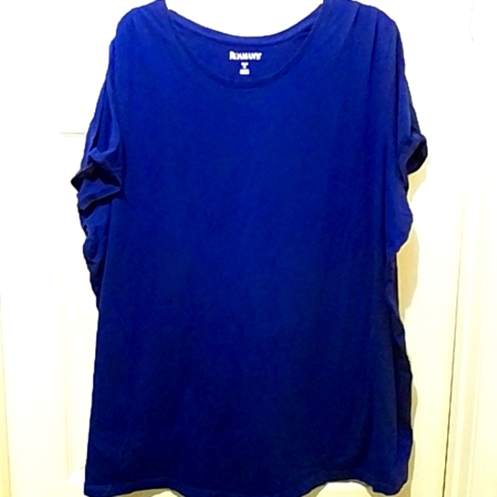 Romans Split Sleeve Top